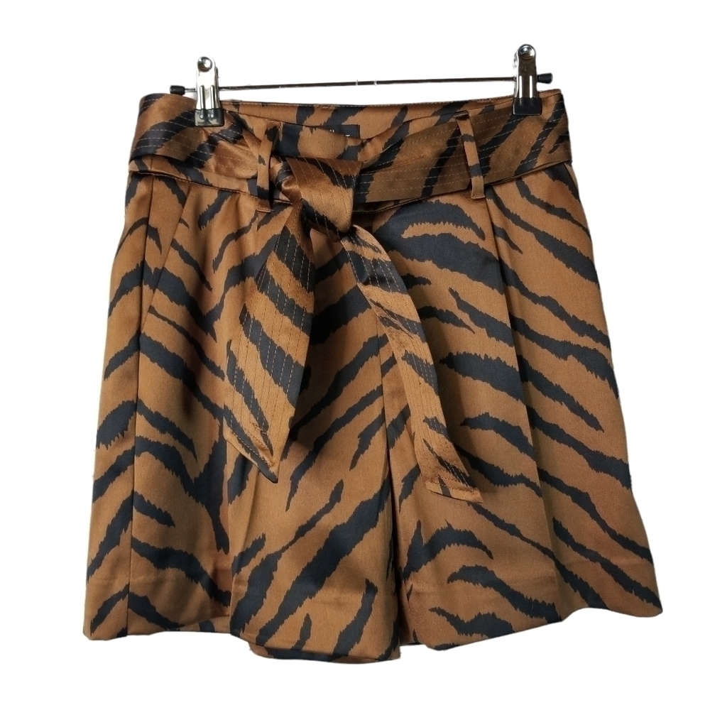 Whbm Animal tiger print high rise shorts new